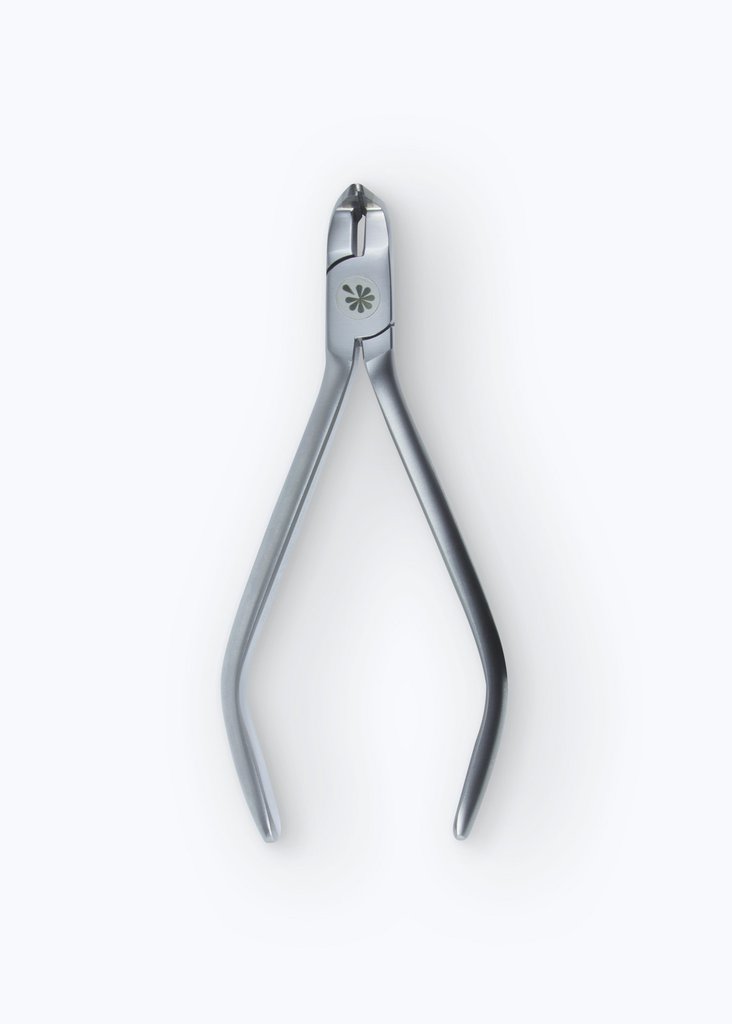 Distal end cutter safety hold with TC